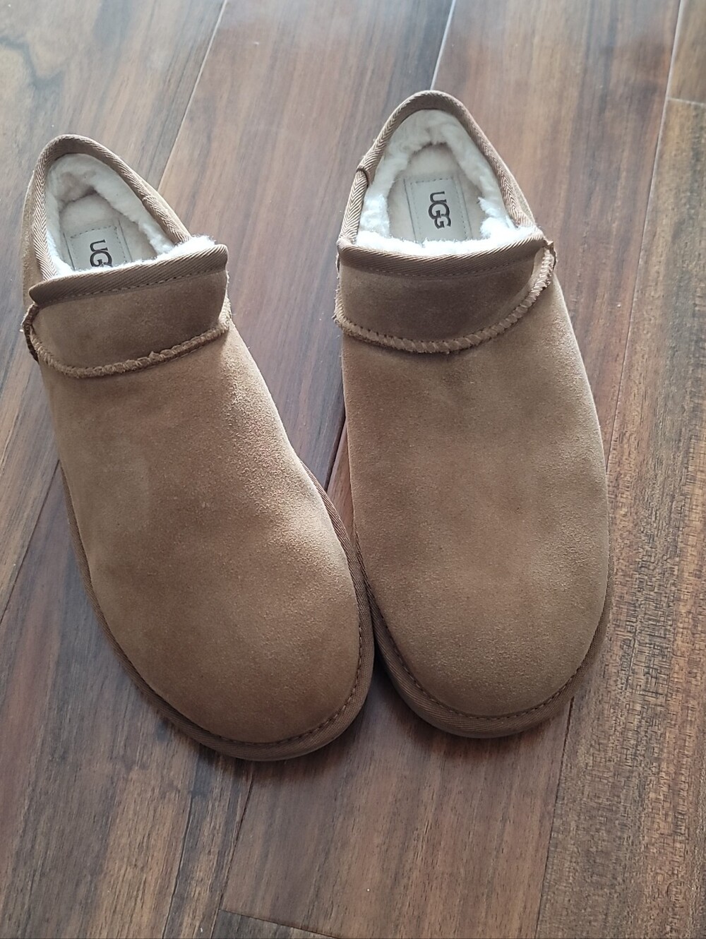 UGG Women's Chestnut Suede Slip-On Clog with Shearling Size 12M